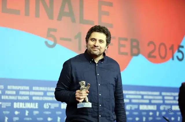 拉杜·裘德是个罗马尼亚导演,他拍的电影都非常具有实验性,一般人都