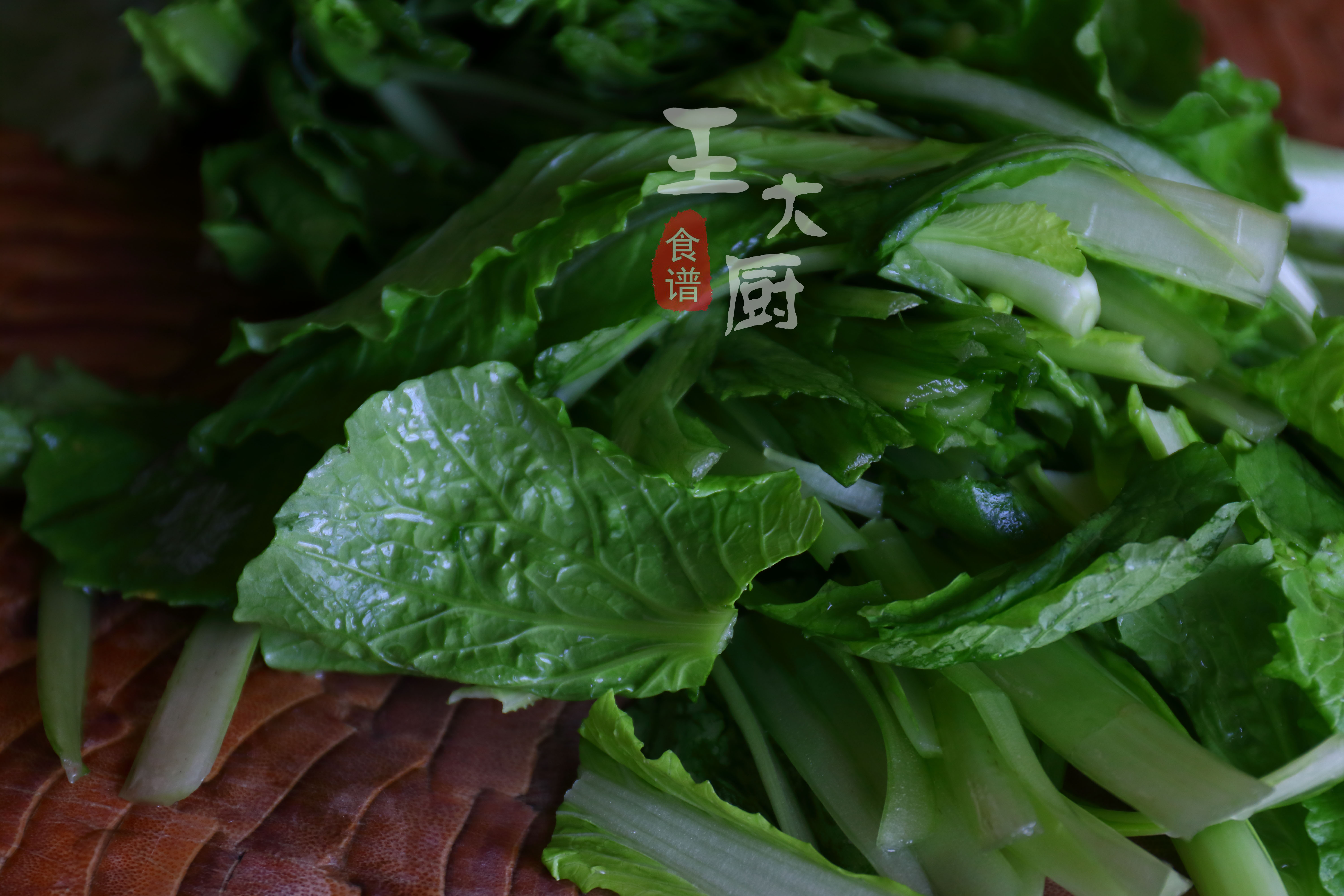 豆皮炒青菜怎么做（营养家常菜小白菜炒豆皮教程）