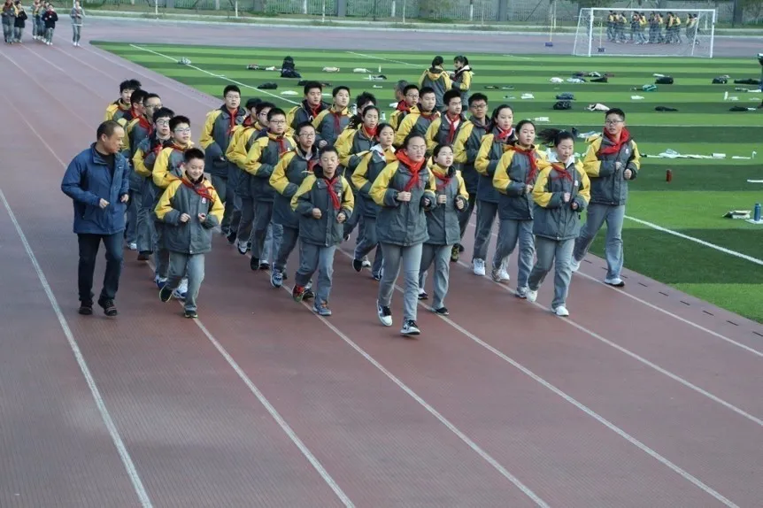 惊人速度崛起！这所九年制学校数学品牌太强了