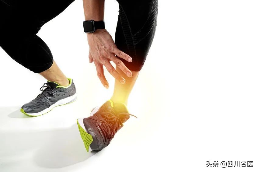 男子崴了脚不当回事，半年后，可怕的一幕出现了…