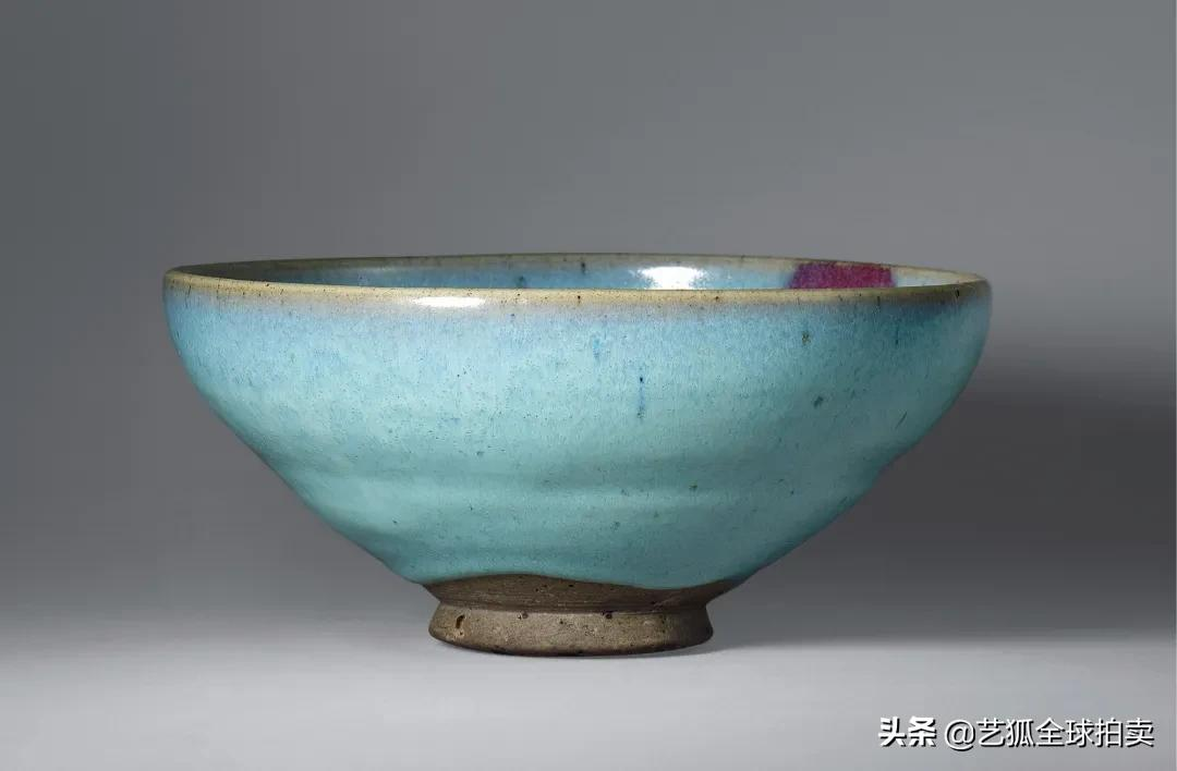 精选拍品|明正德青花海水江崖龙纹大罐