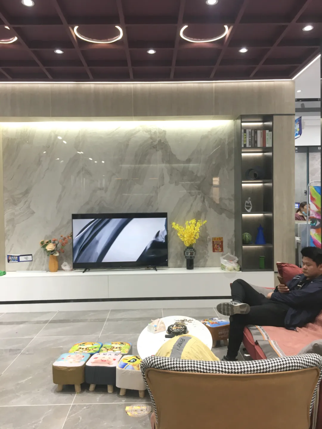 开业 | 再圈一城,再添一店!祝贺伊莉莎白瓷砖临泉现代馆盛大开业