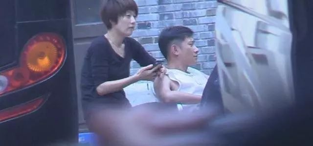 且行且珍惜5年，文章和马伊琍宣布离婚前的12时辰，发生了什么？