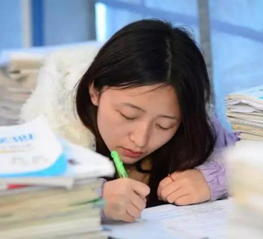 高考迎来大变动，一二三本或取消，对中等考生来说可能是福利