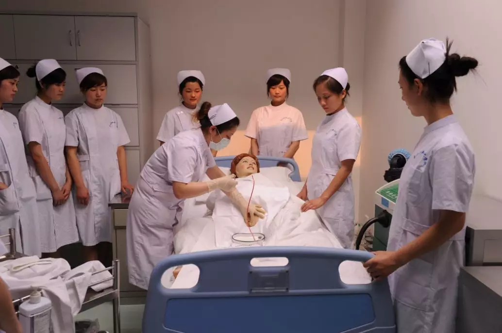 除了乐山大佛，乐山还有老牌的专科大学，名气专业都是响当当