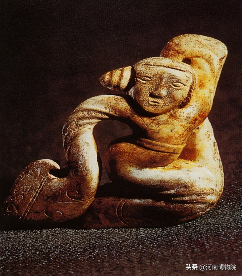 圆雕玉雕舞女佩广州南越王墓出土的组玉佩广州南越王墓出土的长袖舞人