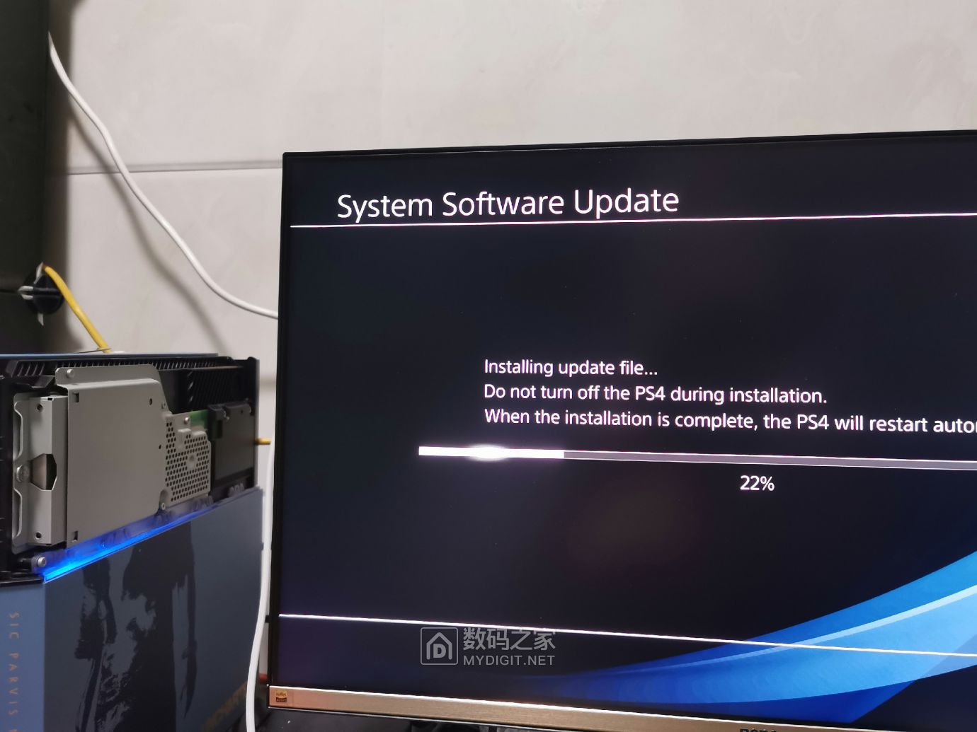 系统之家u盘重装系统（神秘海域限定版PS4游戏机小升级，新硬盘及重装系统，反应更快捷）