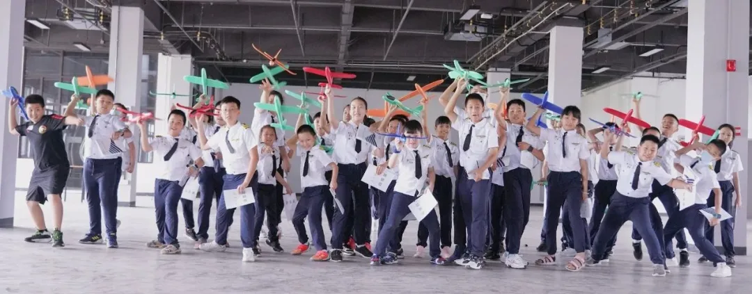 从化良口机场,来了