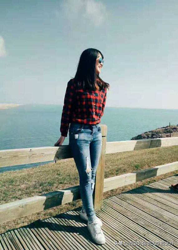 陕西5名女生上同一所大学,还全部保研：北大、复旦、中传、人大！