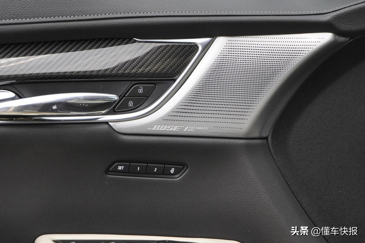 35万元级6座中大型SUV，福特探险者、凯迪拉克XT6如何选？
