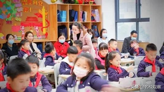 最好的学校是啥样的？众多家长走进新川，聆听孩子们爱的表达