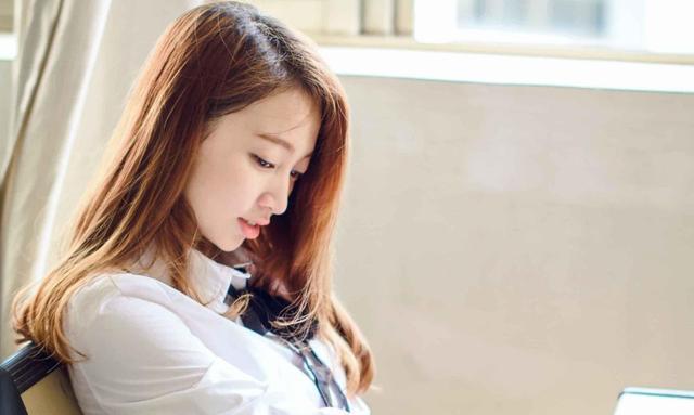 “败家儿媳月月旅游，钱多替小叔子交房贷”“笑话，我妈给的钱”