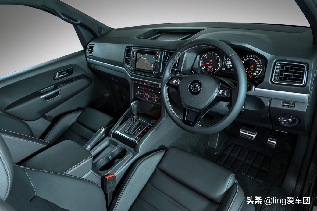 2021款190 kW的大众Amarok V6：商用皮卡之选