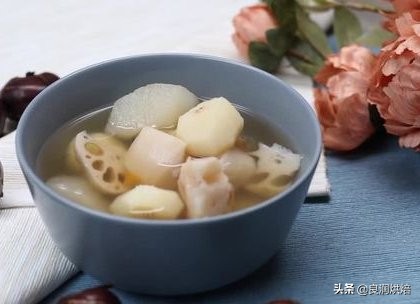 广东阿婆9种糖水秘方，不用出去买，每天喝一碗，赶走秋燥养好肺