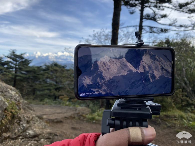 探秘印度国土的咽喉要地，最窄处宽度仅20千米，雪山美景不输我国