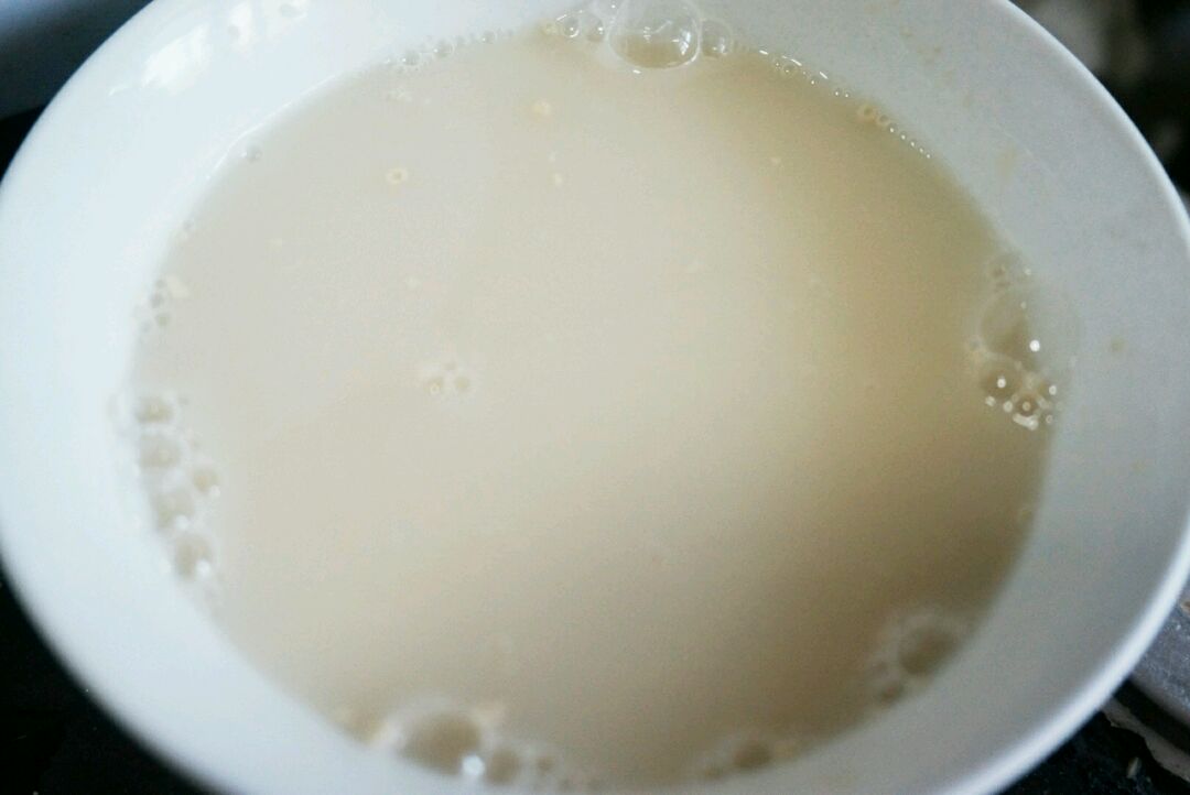 1斤面粉应该放多少酵母呢？很多人没整明白，难怪馒头不好吃