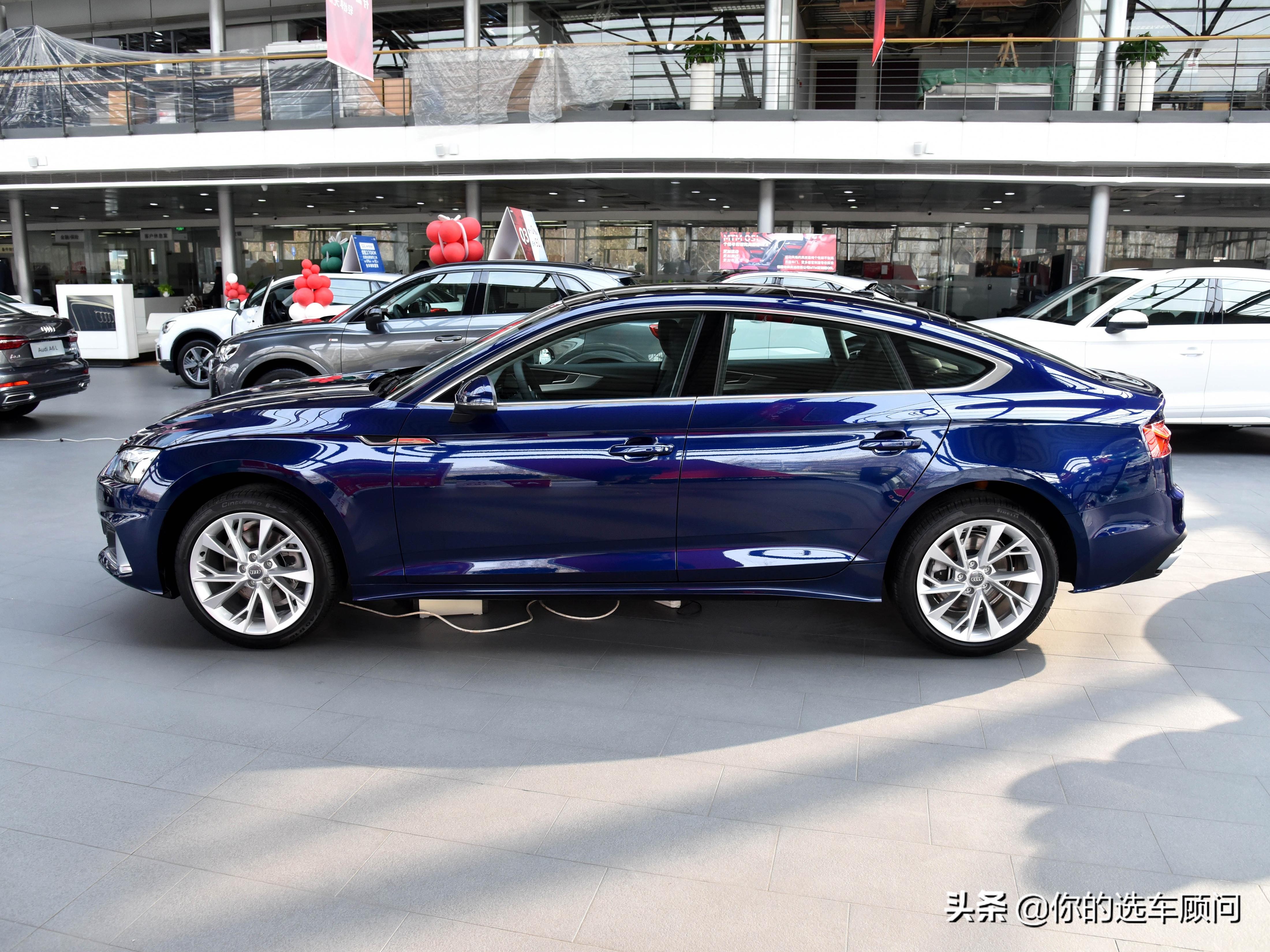 原装进口四门5座，高品质四驱大轿车，实拍奥迪A5