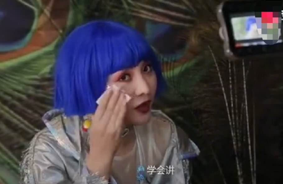 40岁柳岩晒美照，却因没结婚没孩子遭恶评，本人回怼：和你没关系