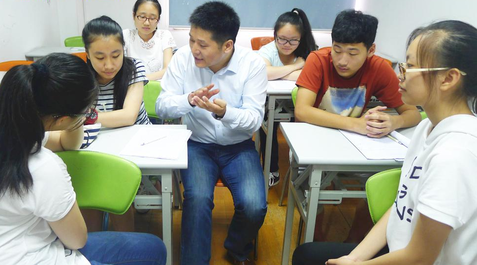 培训机构刚倒下，原班人马的“奶茶店”又应运而生，叫人猝不及防