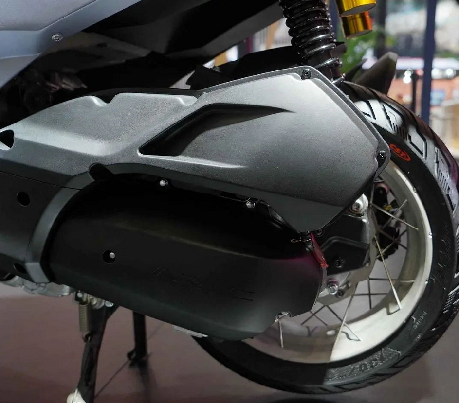 辐条轮 真空胎,力刻跨界adv踏板亮相