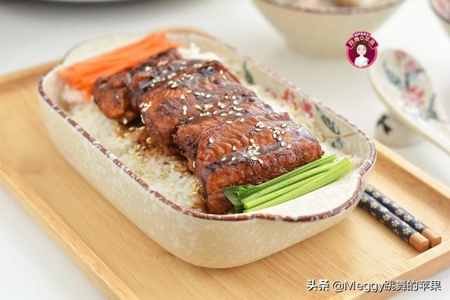 再也不吃外面的鳗鱼饭了，自己做的好吃又省钱，香嫩肥美真过瘾