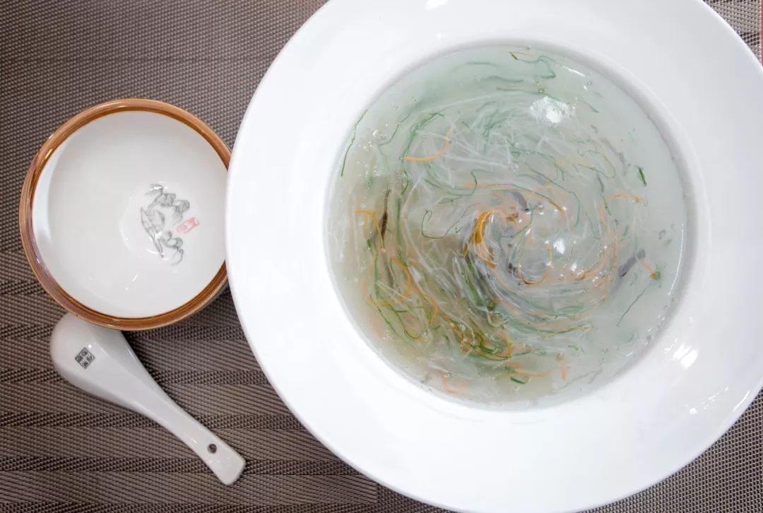 国宴主菜为什么是淮扬菜？八大菜系为何没有？看完这些，你就懂了