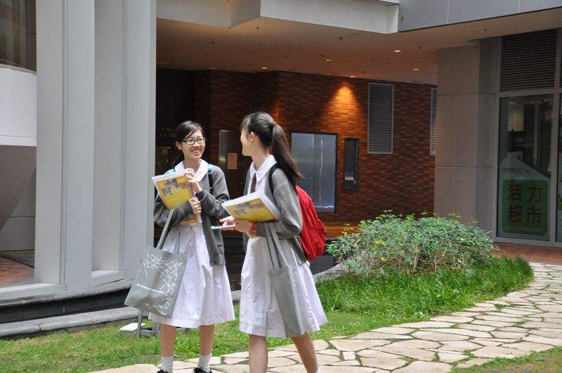 香港学生报考内地大学数量创新高！高考12分即可上985名校