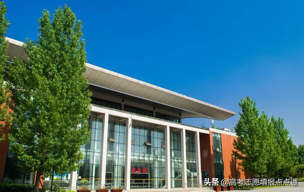 西南财经大学优势专业分析及2019、2018、2017年各省录取分数线