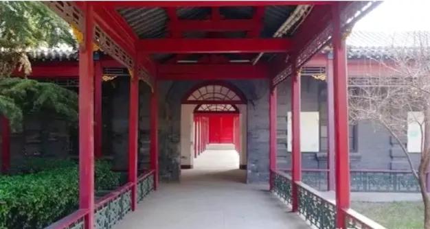 保定红二师学潮有多厉害？学生吃树叶，杀三条狗，赶走第七任校长