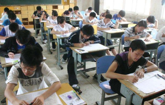 新高考模式迎来新调整，3+1+2将变成3+2+1，考生需要提前了解