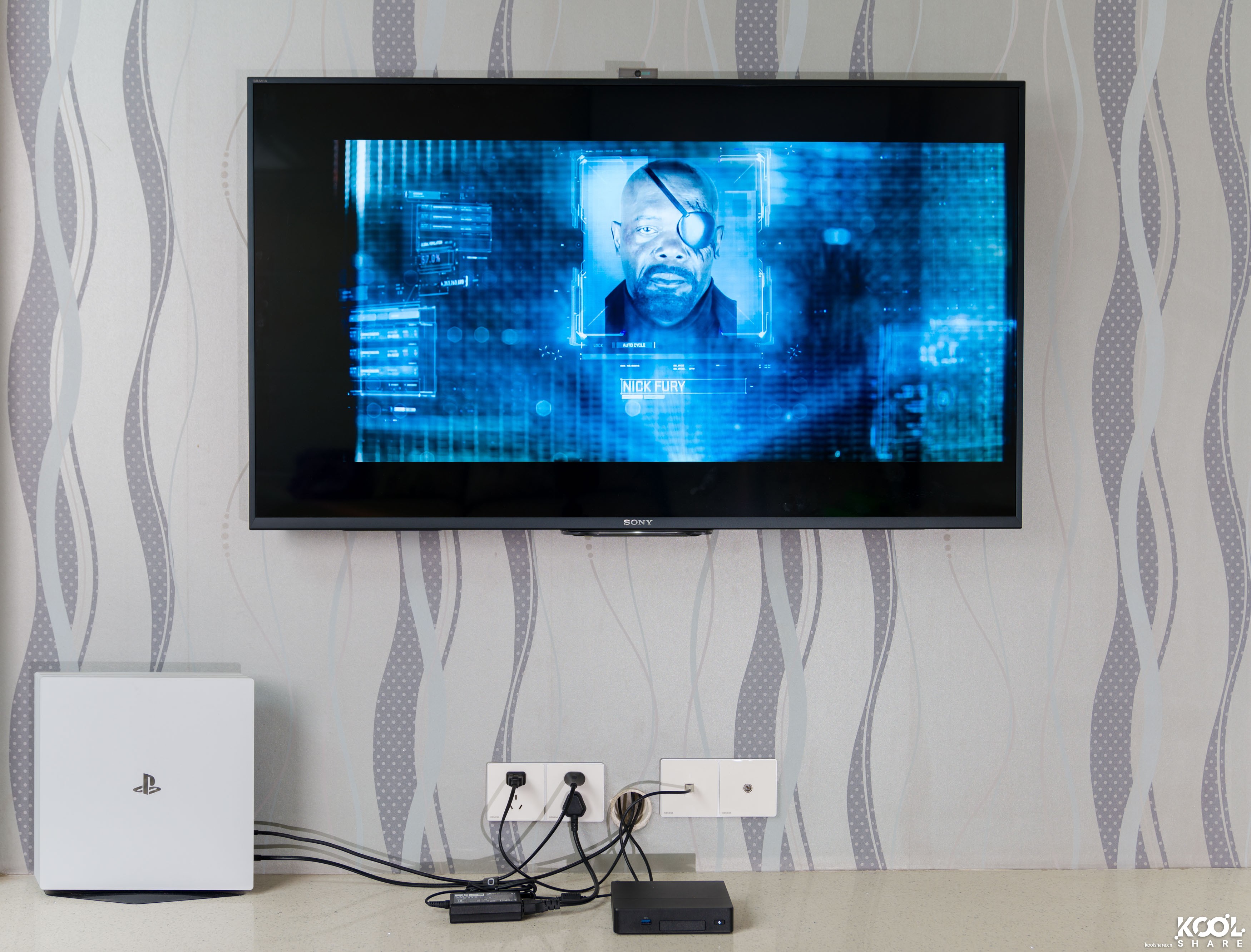Intel NUC8CHK Chaco Canyon 开箱拆解评测