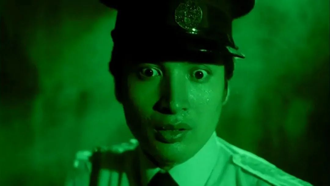 被评为"最恐怖的香港电影",可惜的是,导演已不在电影圈了