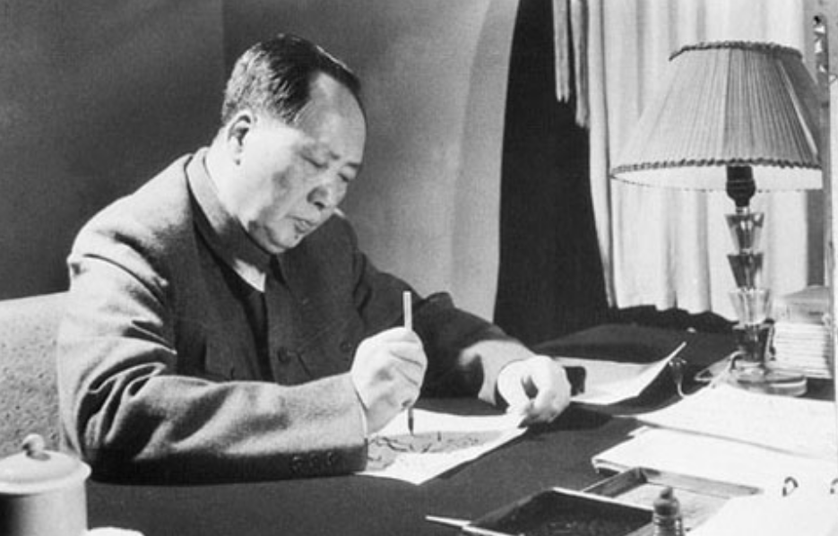 2001年张学良葬礼上，老管家公开两个数字，揭开少帅在台湾的无奈