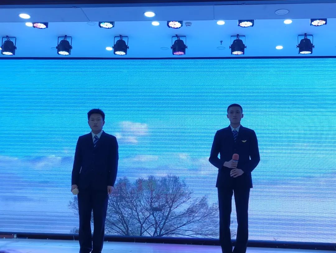 长春电子科技学院校企合作航空服务专业授服仪式圆满结束