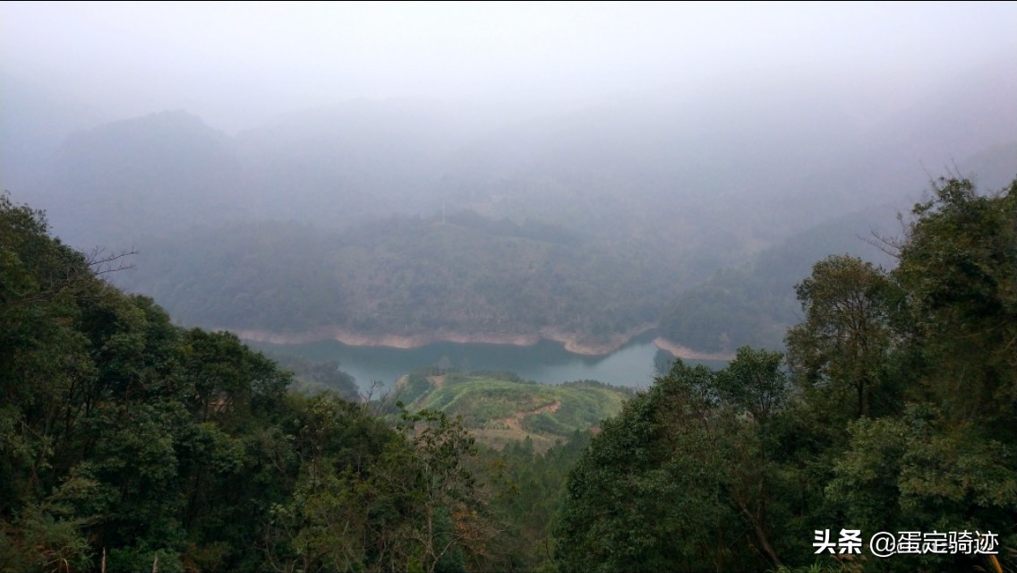 象溪乡菜溪岩