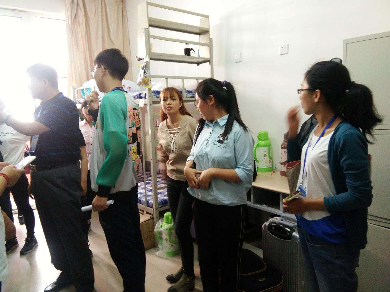 为什么大学宿舍11点就熄灯？3个原因是重点，学生表示能接受