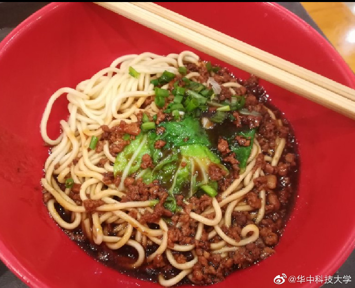 这5所“双一流”大学，用美食征服师生，学生：4年时间真吃过瘾了