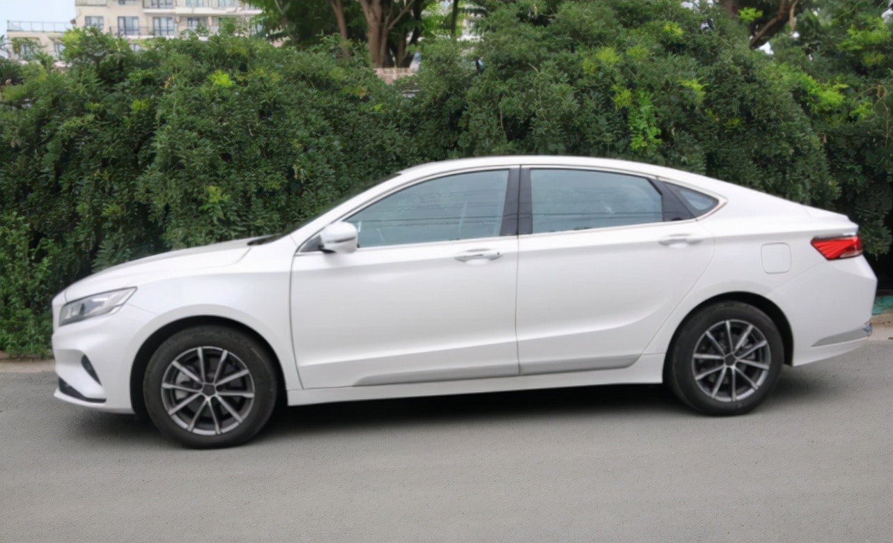 开过朋友的大众速腾，再开吉利博瑞，司机表示差距巨大