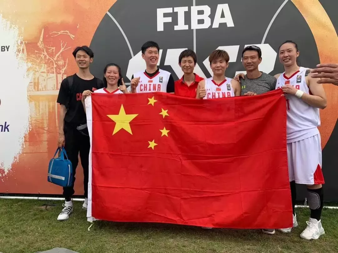 2017女篮3x3世界杯(中国3X3女篮称霸世界杯！中国篮球第一个世界冠军！姑娘们太棒了)