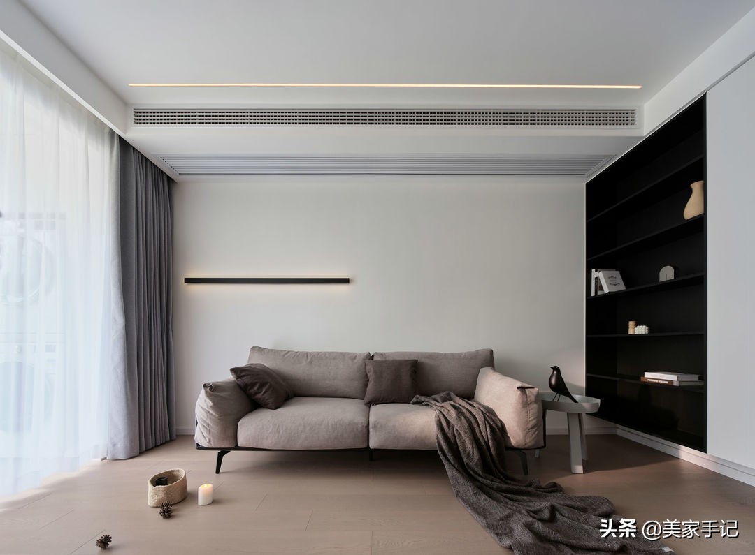 南京夫妻129㎡的家，坚持全屋打满柜子，效果不是一般的大气实用