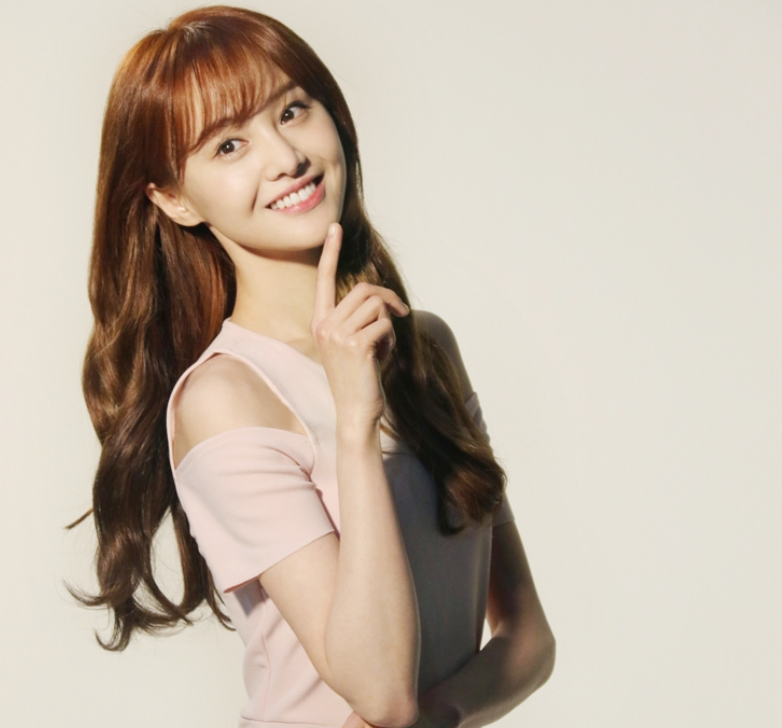 郑爽账号被永久禁言,本尊发声自称"平凡人",评论"翻车"