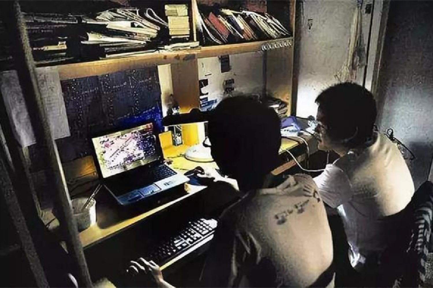 南京某大学食堂wifi密码为微积分，学生苦不堪言，高考后退化了