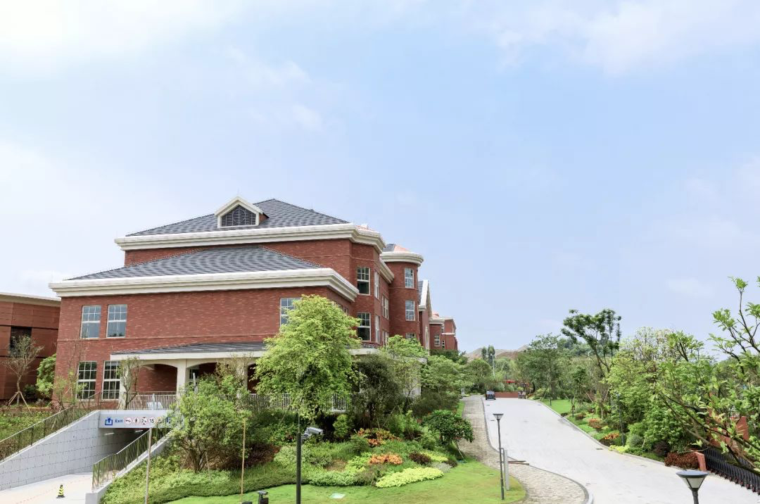 清澜山学校——四年四千万奖学金等你来拿