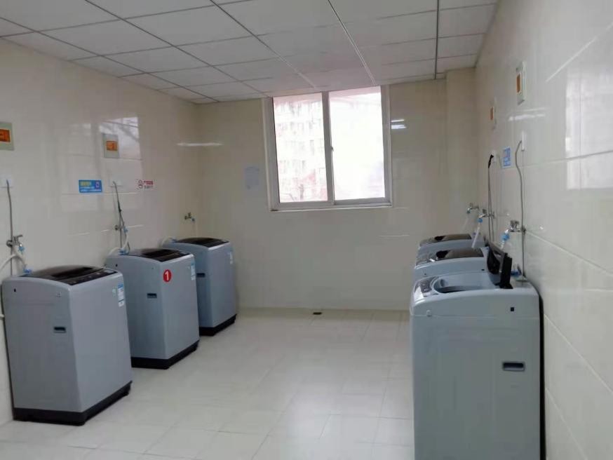 这所双一流高校：坐拥豪华宿舍， 食堂获评“最好吃”榜首，网友：五星级体验！