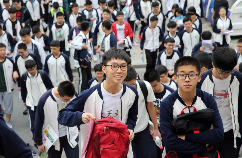 我国理工类大学排名出炉，电子科大无缘前10名，中科大荣登榜首