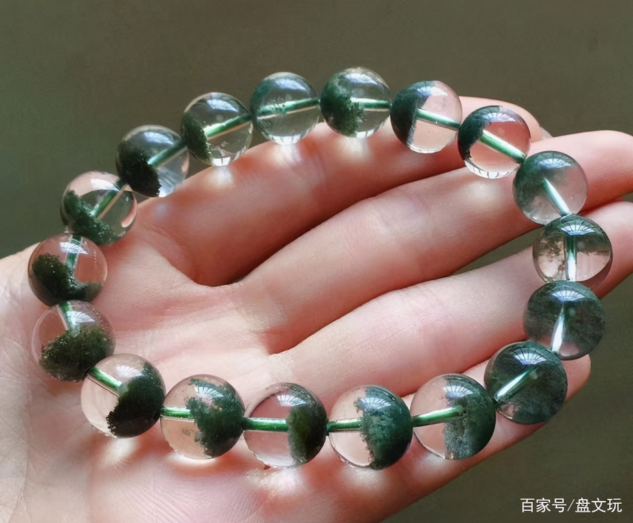 绿水晶代表什么(「绿幽灵水晶」最宝贵的四种形态)