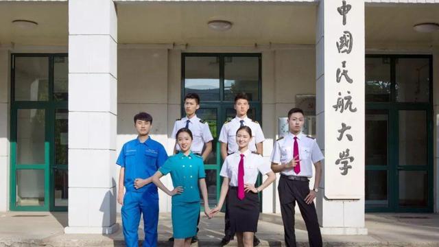 抖音中国民航大学朱傲宇（个人资料）:当颜值小生遇到抖in丽人节