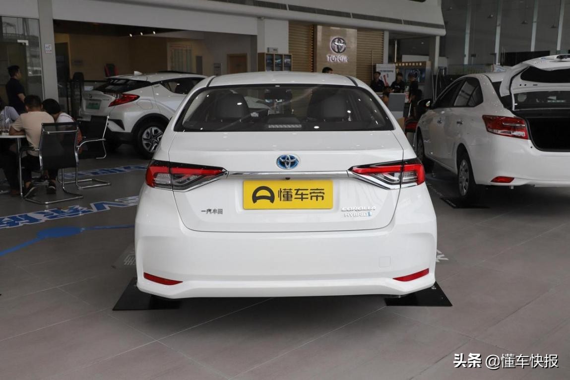 15万元时尚家用高品质轿车，别克威朗Pro/丰田卡罗拉怎么选？