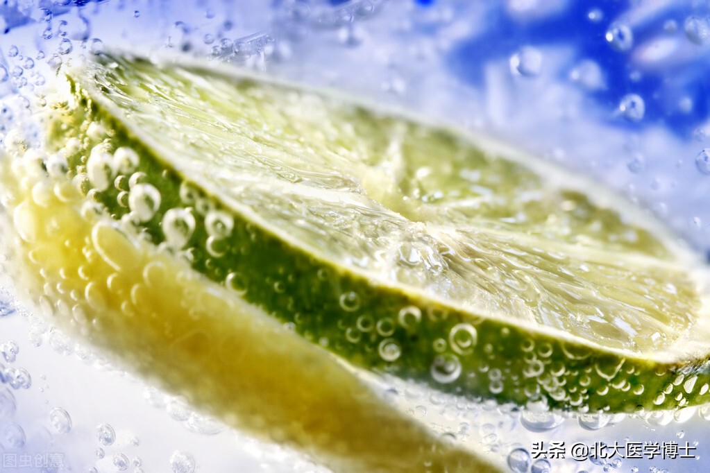 尿酸高或痛风，不是体内生成嘌呤太多，而是排泄尿酸太少，为啥？