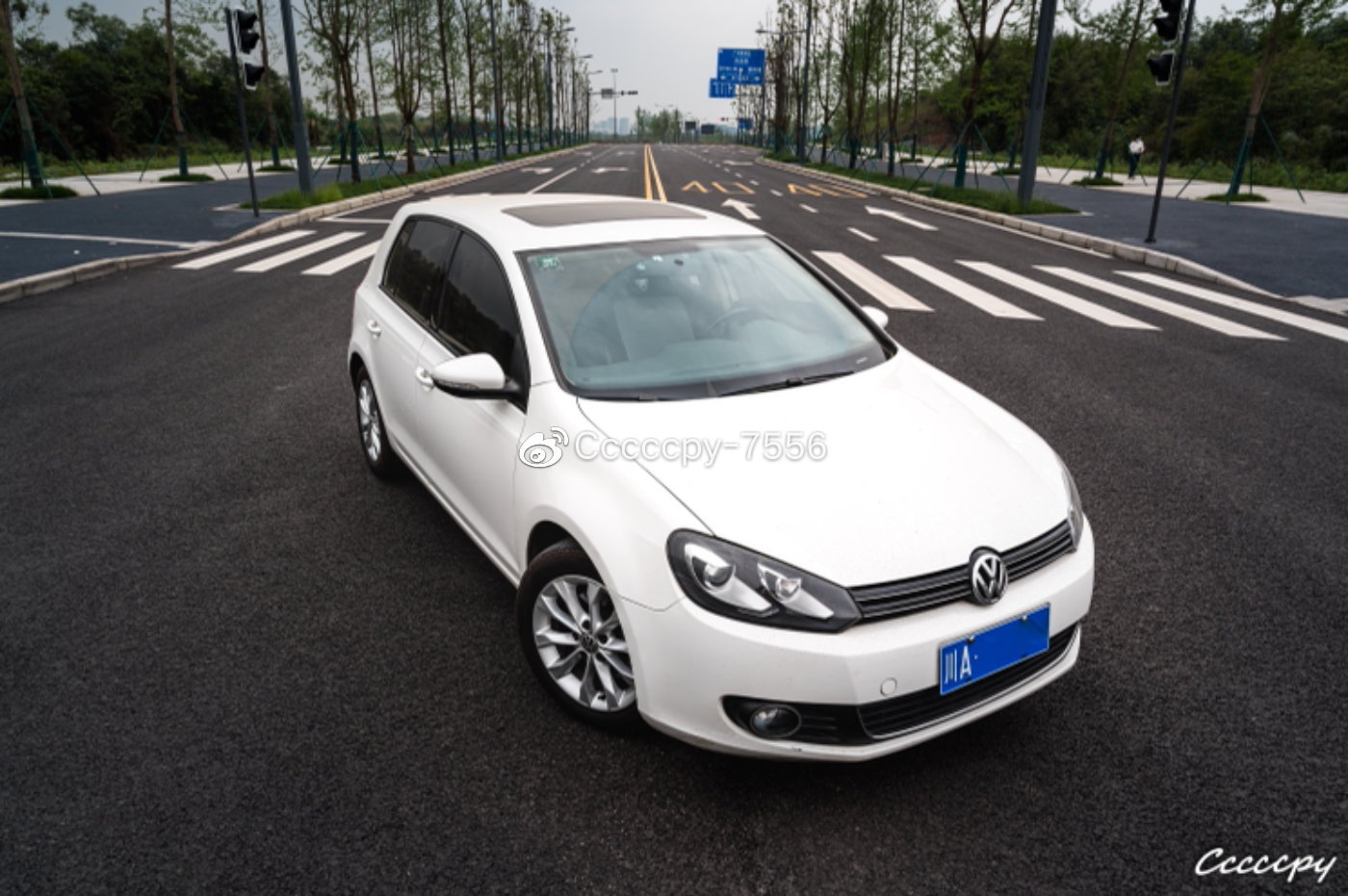 昔日标杆——试驾大众高尔夫MK6